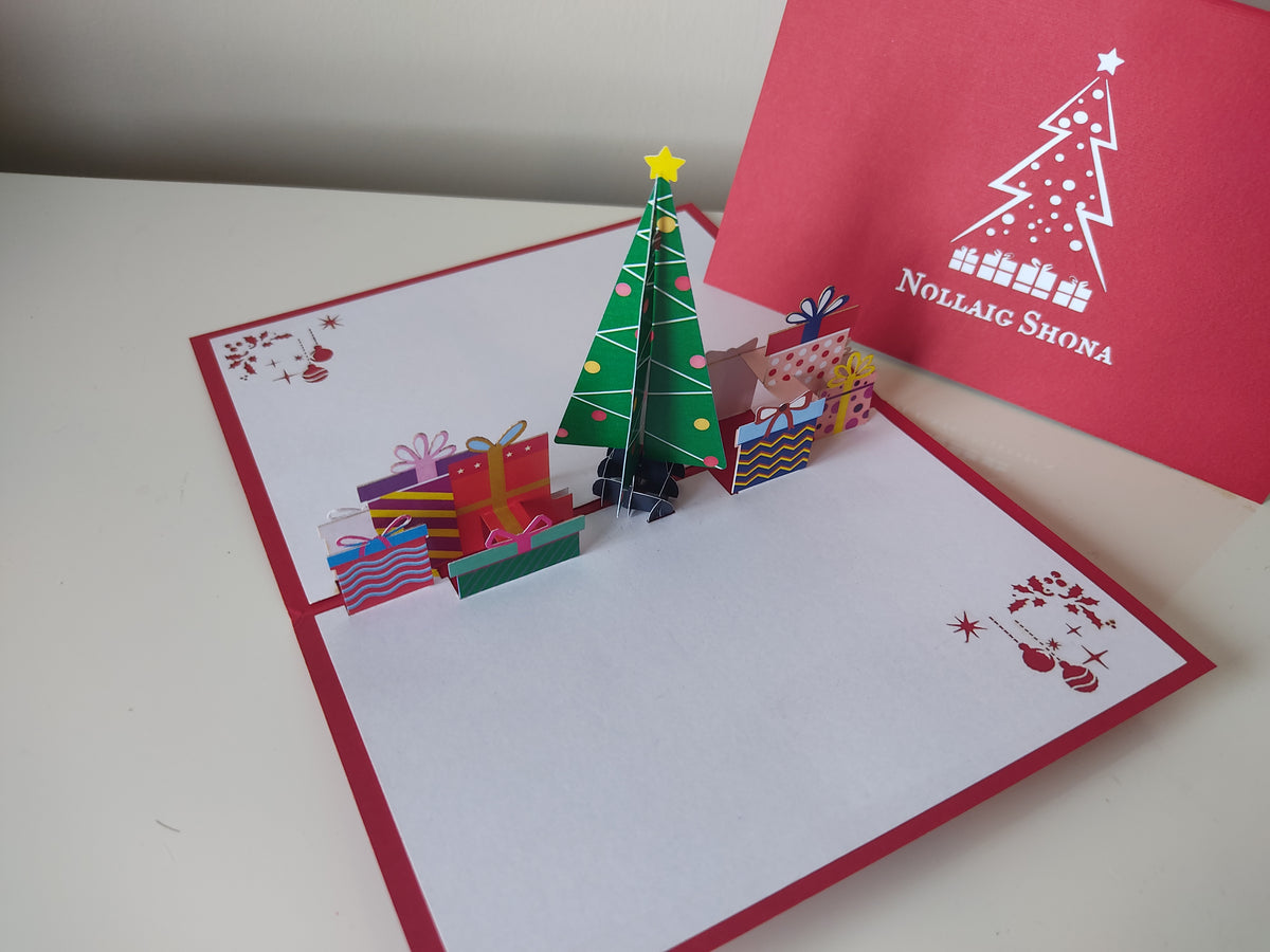 Nollaig Shona Tree & Presents