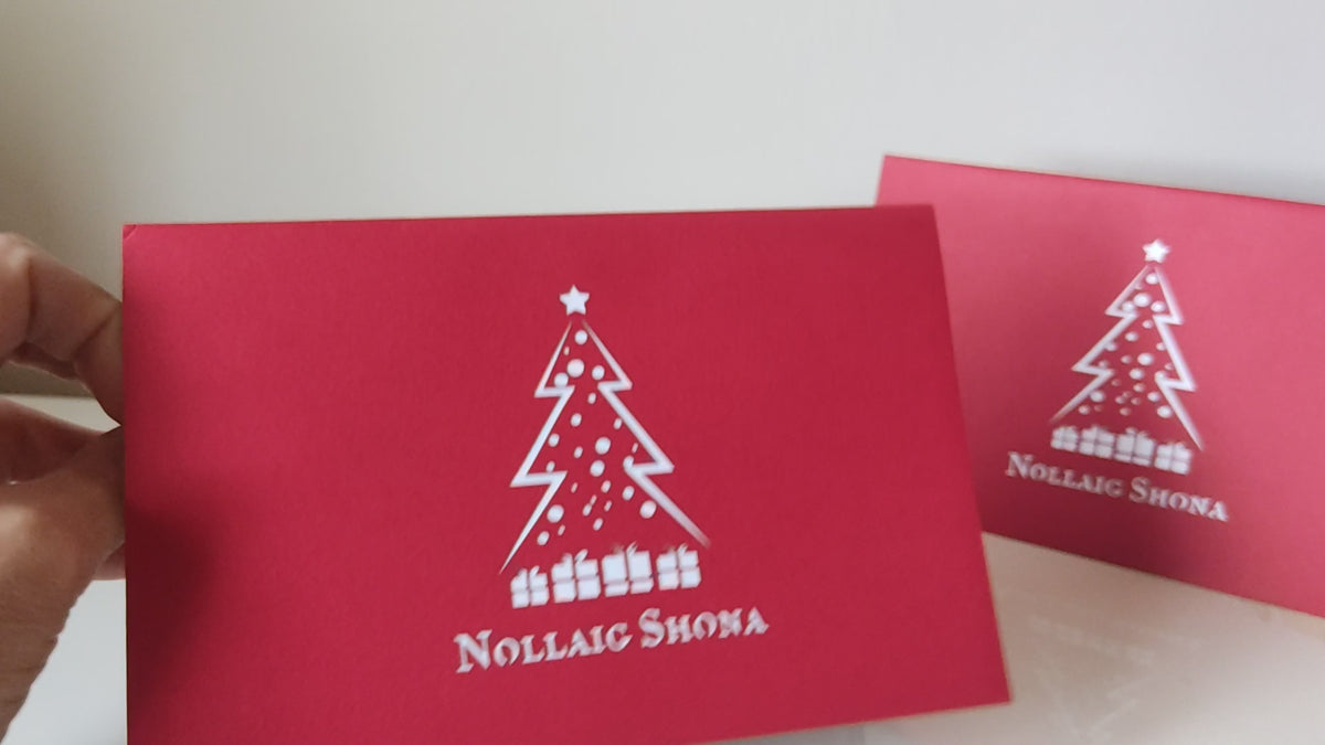 Nollaig Shona Tree & Presents